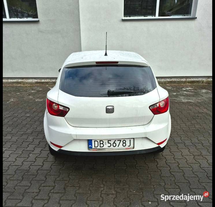 Fajny seat Rok produkcji 2012