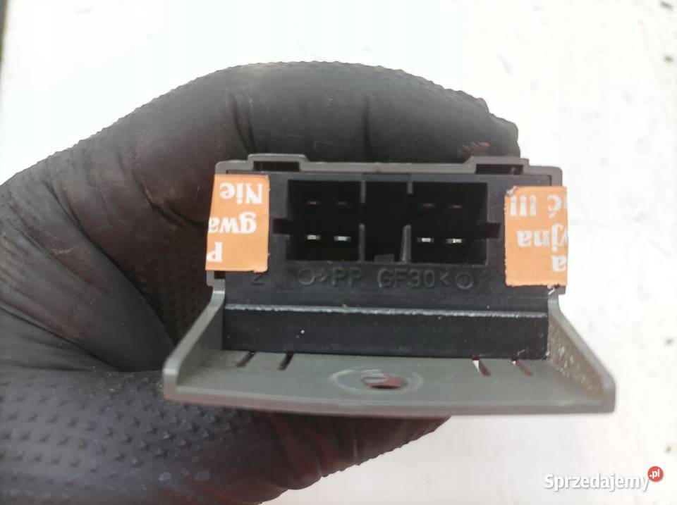 MODUŁ ZAMKA CENTRALNEGO 7700822928 Nissan Komputery sprzedam