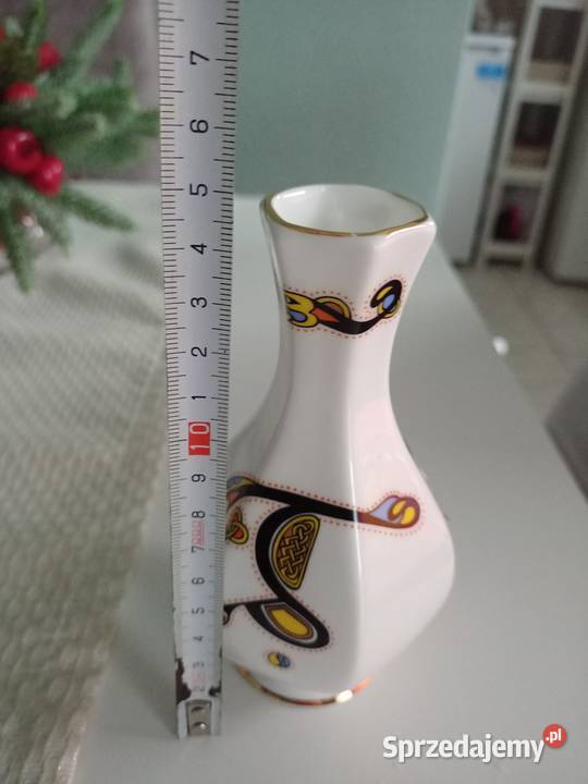 Zestaw kolekcjonerski Wazony porcelana Royal Porcelana i szkło wielkopolskie Poznań