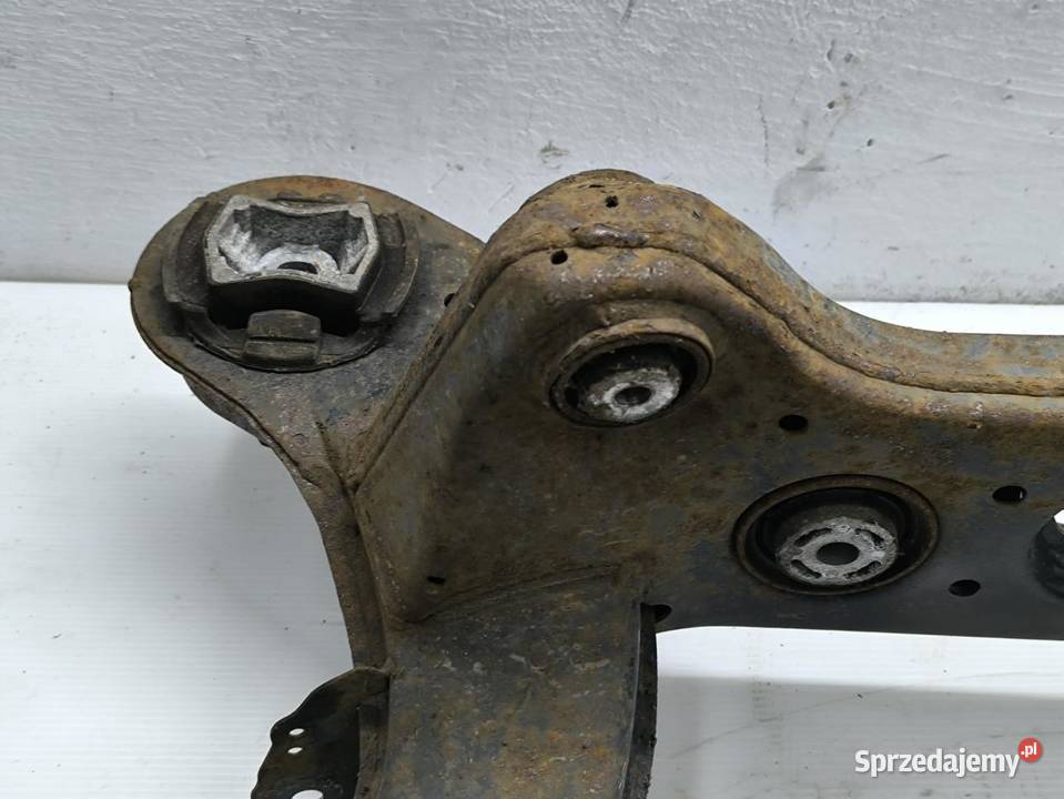 SANKI WÓZEK BELKA TYŁ MERCEDES ECLASA W212 22CDI osobowe