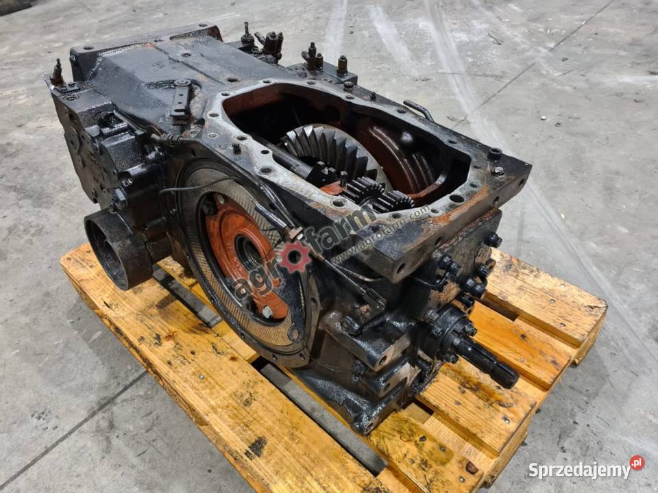 Tylny most Claas Arion 620 851B9 Tylny most Byków