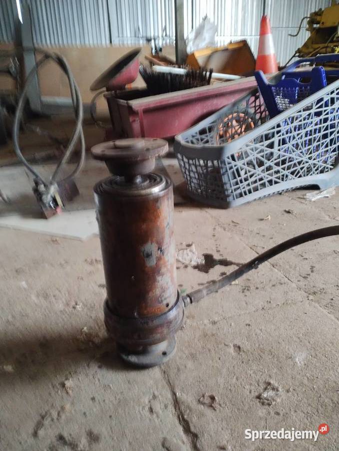 Siłownik wywrotu z rozdzielaczem ciężarowe Łódź