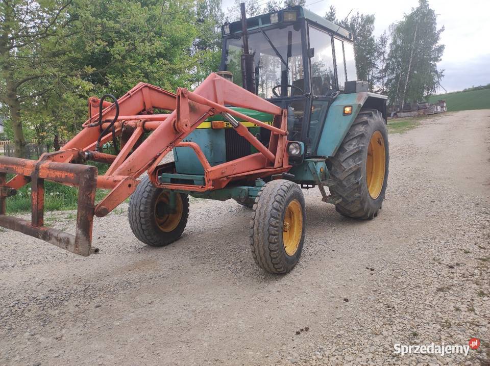John Deere 2130 Korytnica