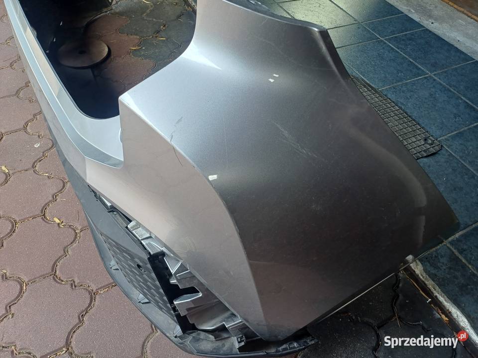 zderzak tylny Toyota CHR 2025 osobowe Tuszyn sprzedam