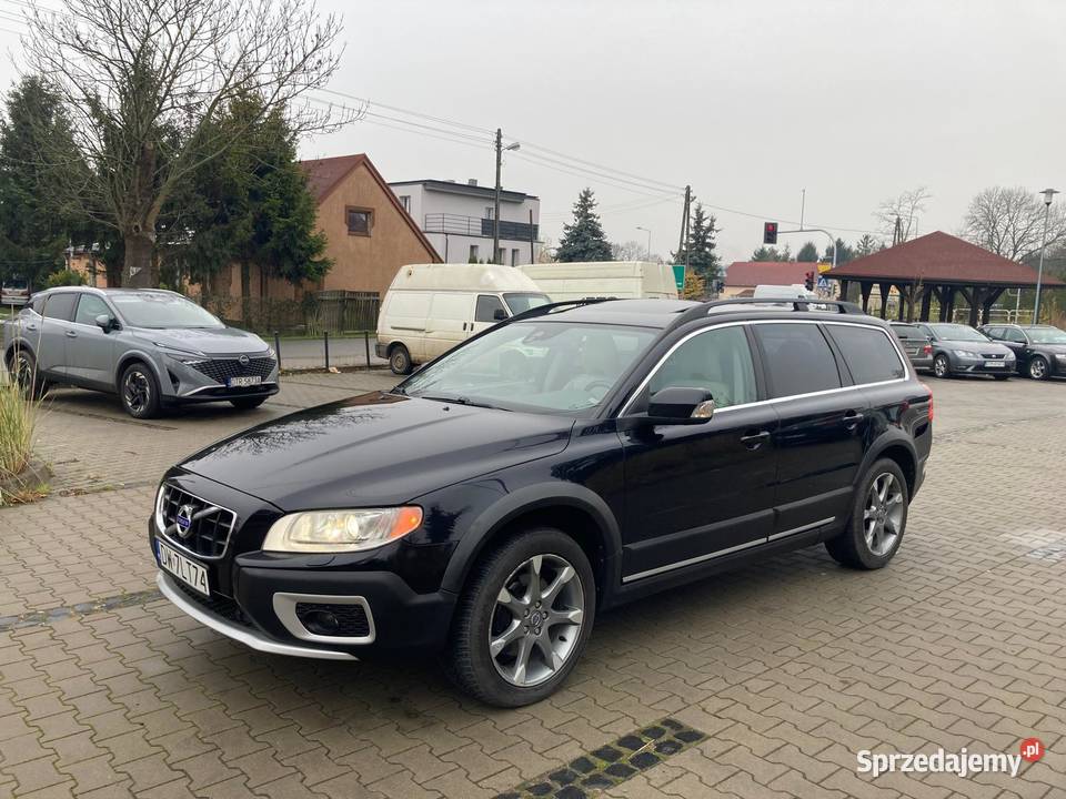 Volvo XC 70 Summum szyberdach skóra TV diesel