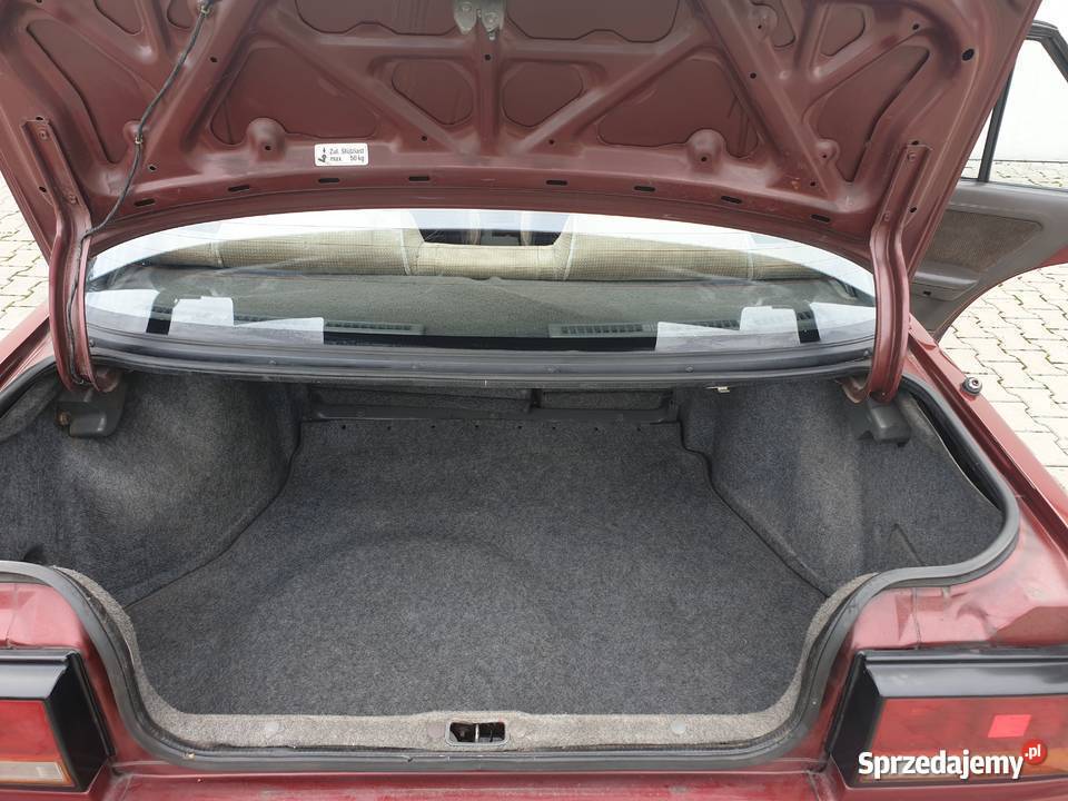Nissan Bluebird 200SLX 1987 Bluebird Strumień