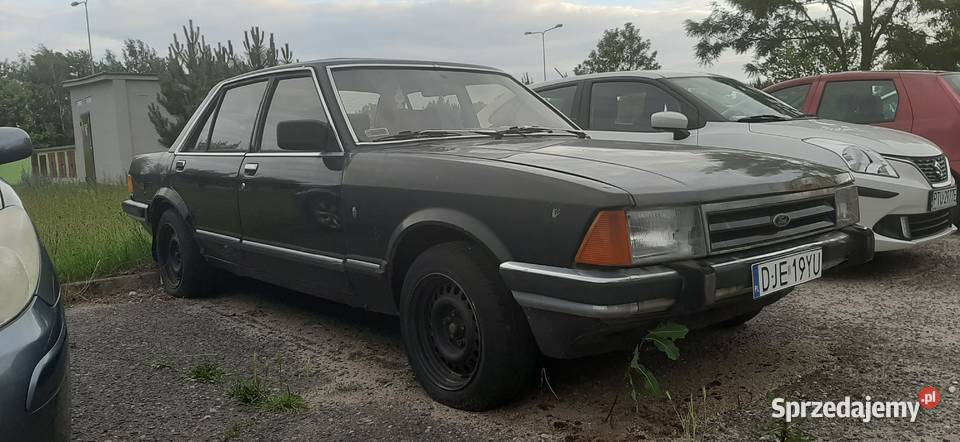 Ford Granada GHIA 28v6 skrzynia manualna Rok produkcji 1982 Turkowice