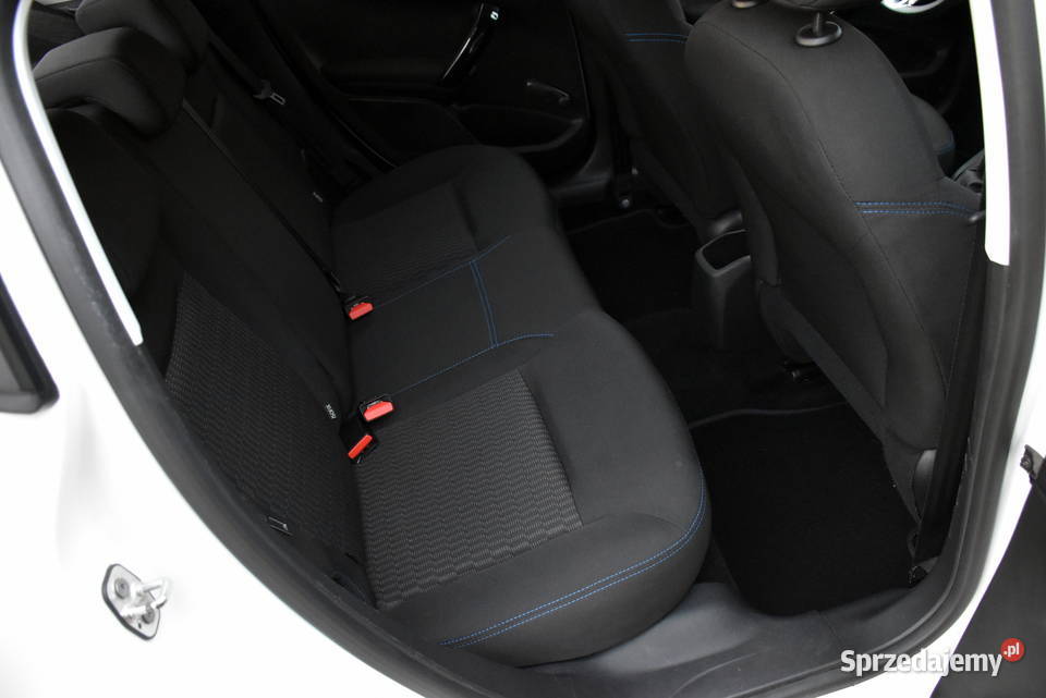 Peugeot 208 I LIFT SIGNATURE HDi 67155 5drzwi światła do jazdy dziennej