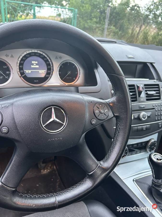 Sprzedam Mercedesa 220cm3 Góra Włodowska sprzedam