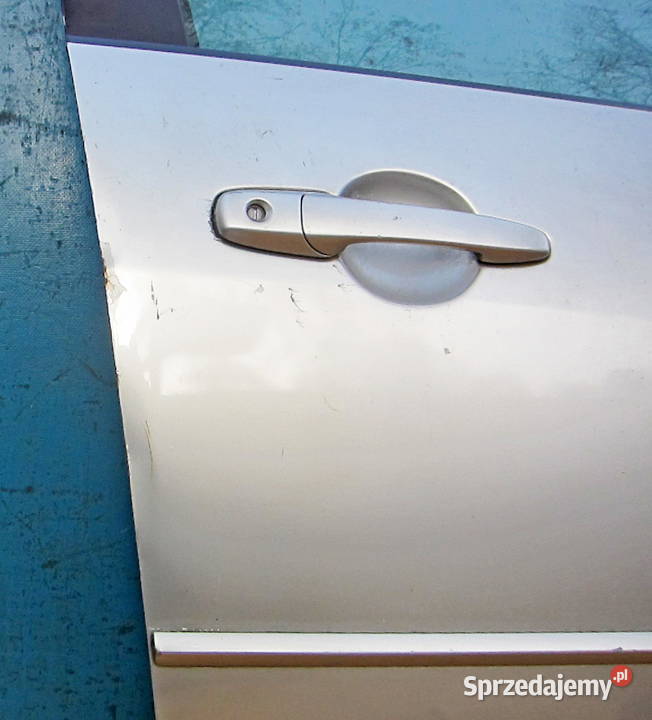 MAZDA 5 0510 DRZWI PRAWE PRZEDNIE SREBRNA Karoseria mazowieckie Zwoleń
