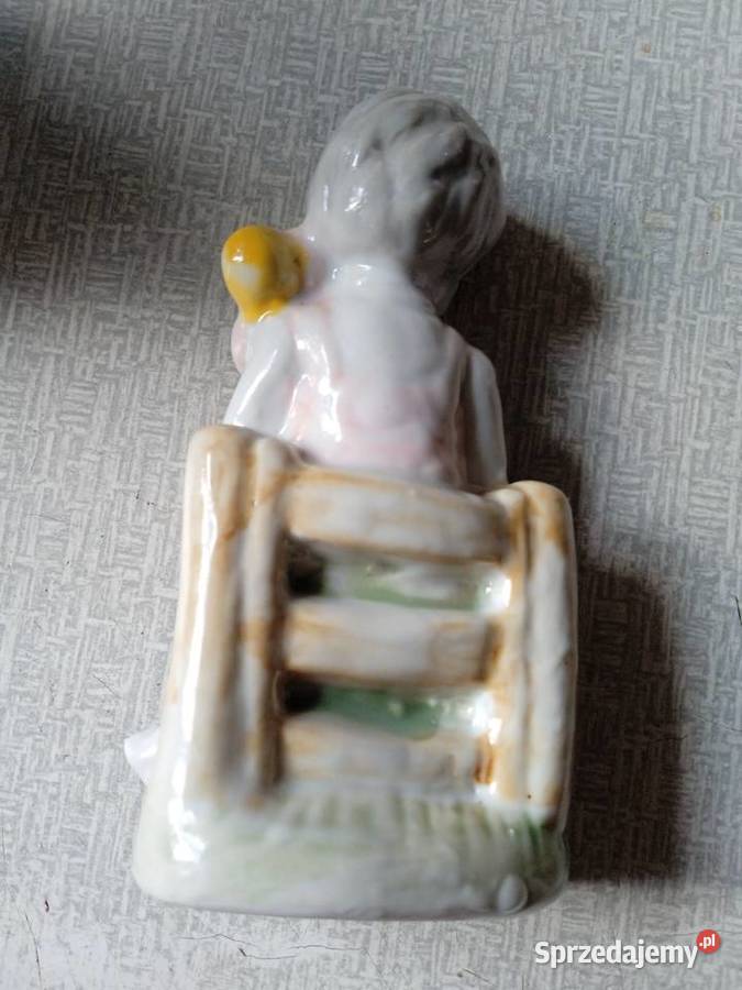 Porcelanowa figurka chłopiec z balonami i kaczki Porcelana i szkło Koźminek