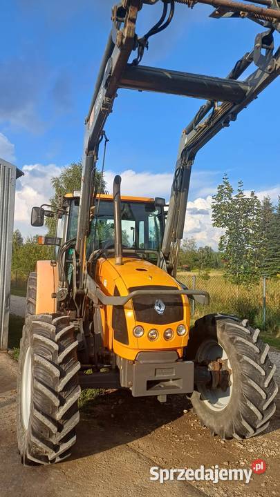 Renault Celtis 426RC z ładowaczem czołowym Siedlce