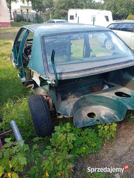BMW E32 karoseria na kawałki automatyczna Tomaszów Mazowiecki