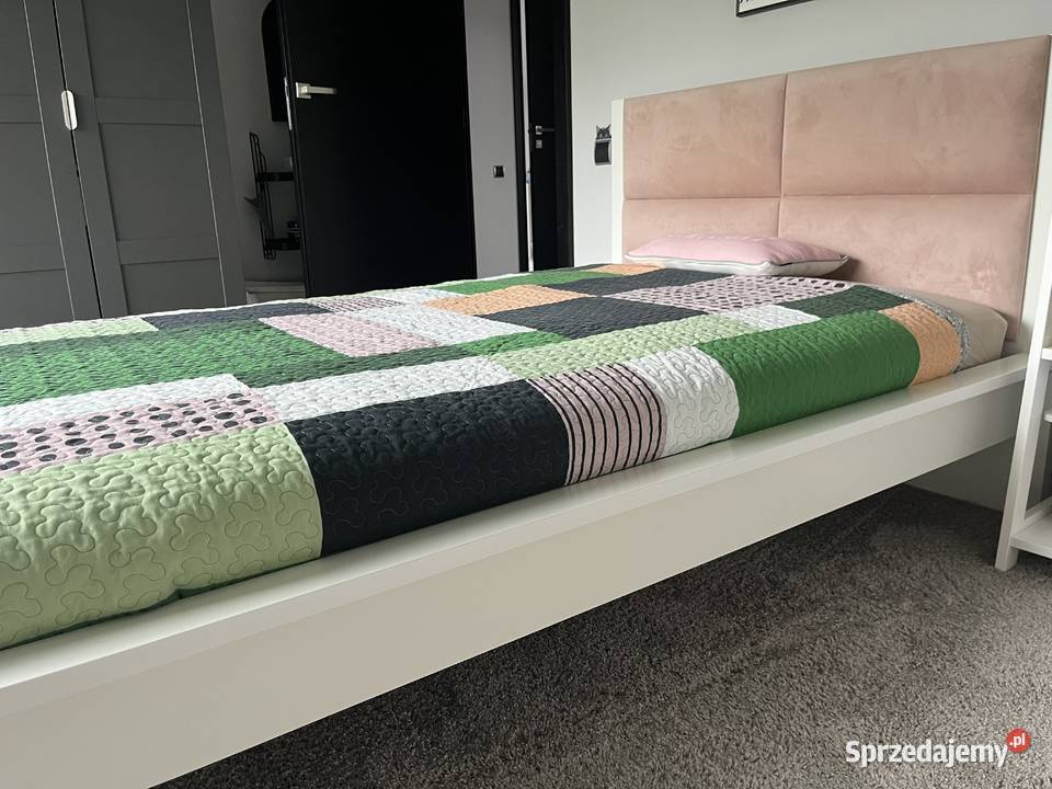 Rama łóżka z tapicerowanym zagłówkiem Malm Ikea Myślenice