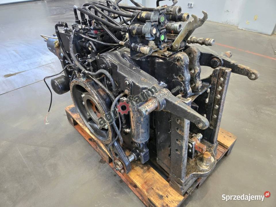 Skrzynia biegów most tylny Valtra C90 N123 T131 Byków