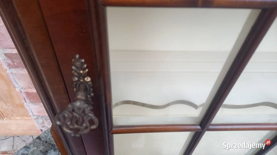 Witryna wisząca z półkami Szafka 638