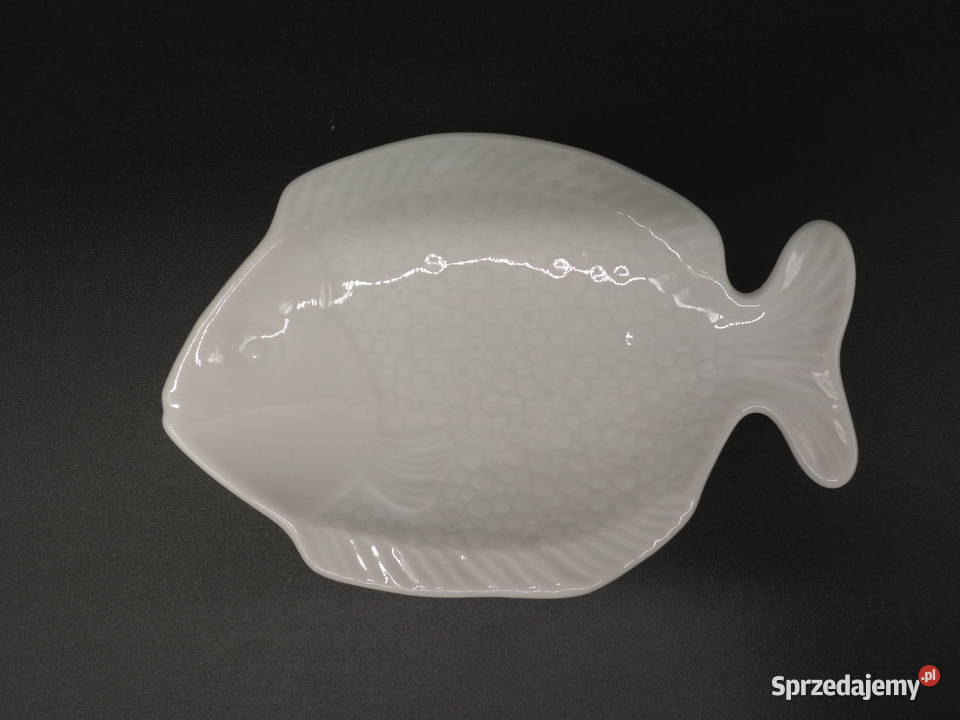 Porcelanowa biała paterka KAISER w kształcie Raszków