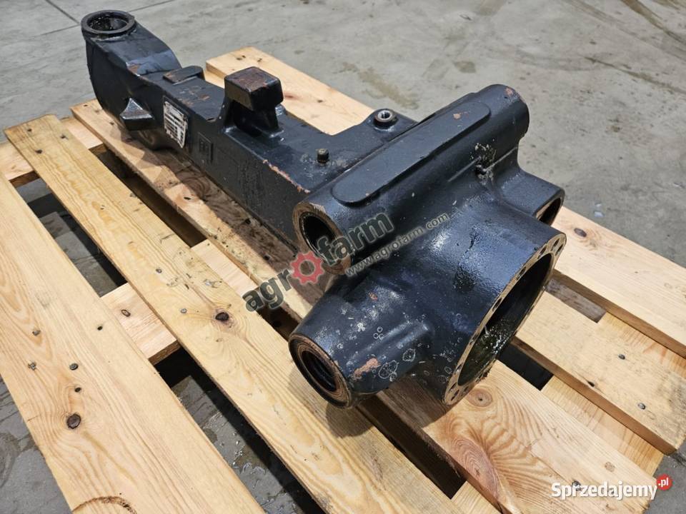 Obudowa mostu LH DeutzFahr Agrotron 100 90 Byków