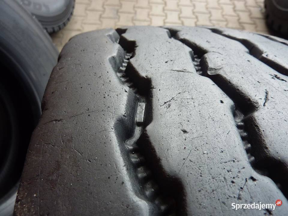 Opona używana ciężarowa 31580R225 CONTINENTAL 315 Ciężarowe Zaścianki