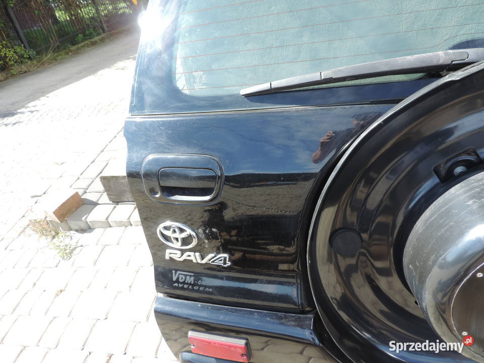 KLAPA BAGAŻNIKA SZYBA TYL TOYOTA RAV4 II LIFT
