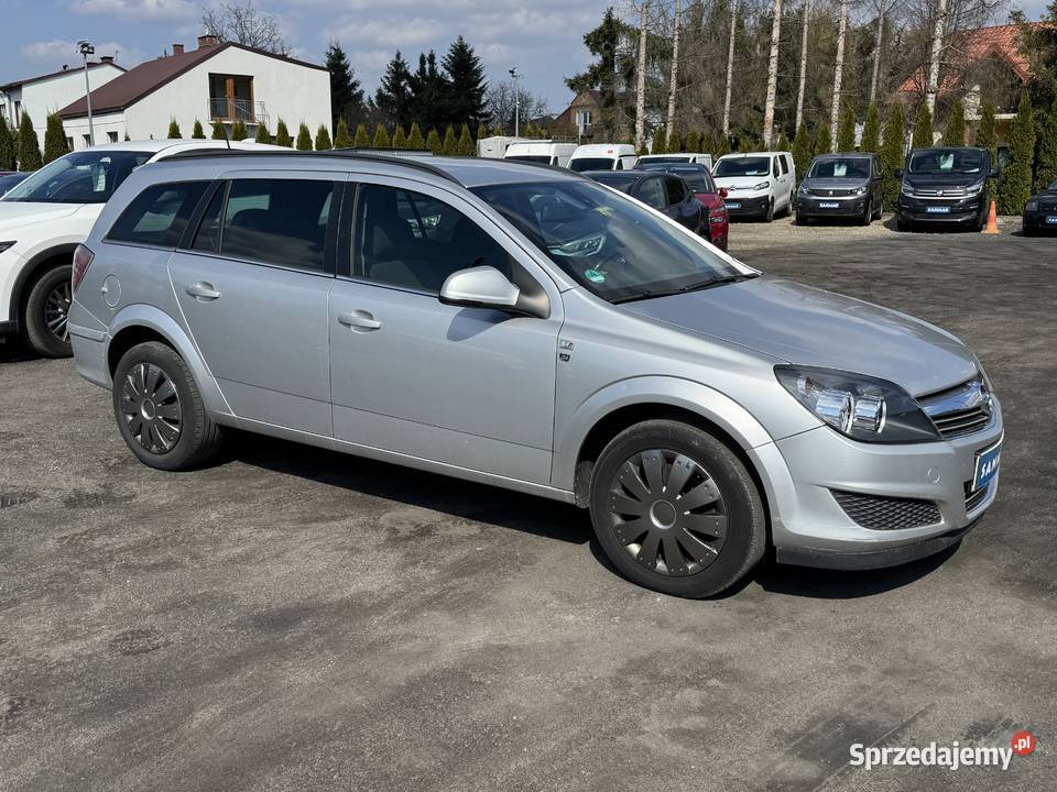 17CDTi 110 Gwarancja Klima Navi Książki Sanok