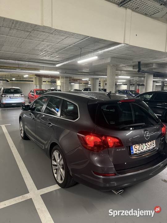 Opel Astra J 14t Benzyna Manual PRYWATNIE Bez komputer pokładowy Żory