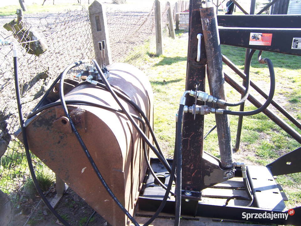 ŁADOWACZ TUR 2sekcje do MF 255URSUS 28123512 z Derewiczna