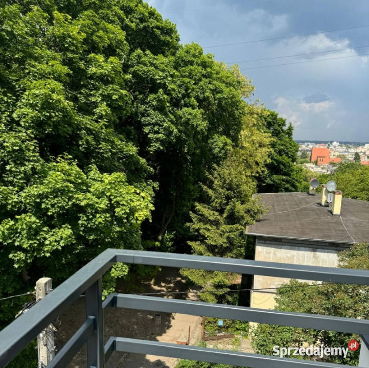 Kawalerka z balkonem 5 min Starego Rynku Nieruchomości Bydgoszcz sprzedam