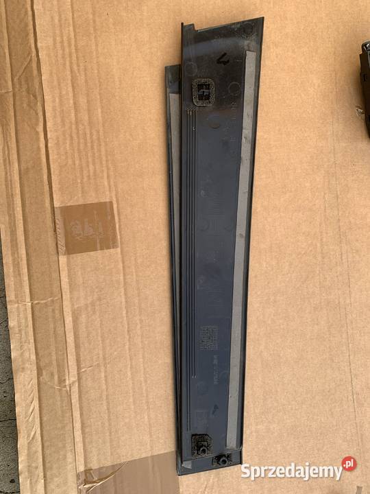 istwa drzwi prawa przód Nissan Leaf II oryginał Pleszew