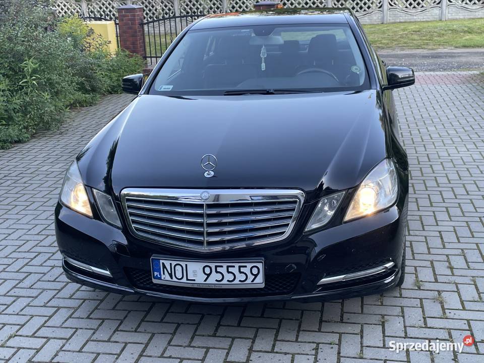 MercedesBenz E250 W212 2012 r 4matic Samochody osobowe Tomaszkowo