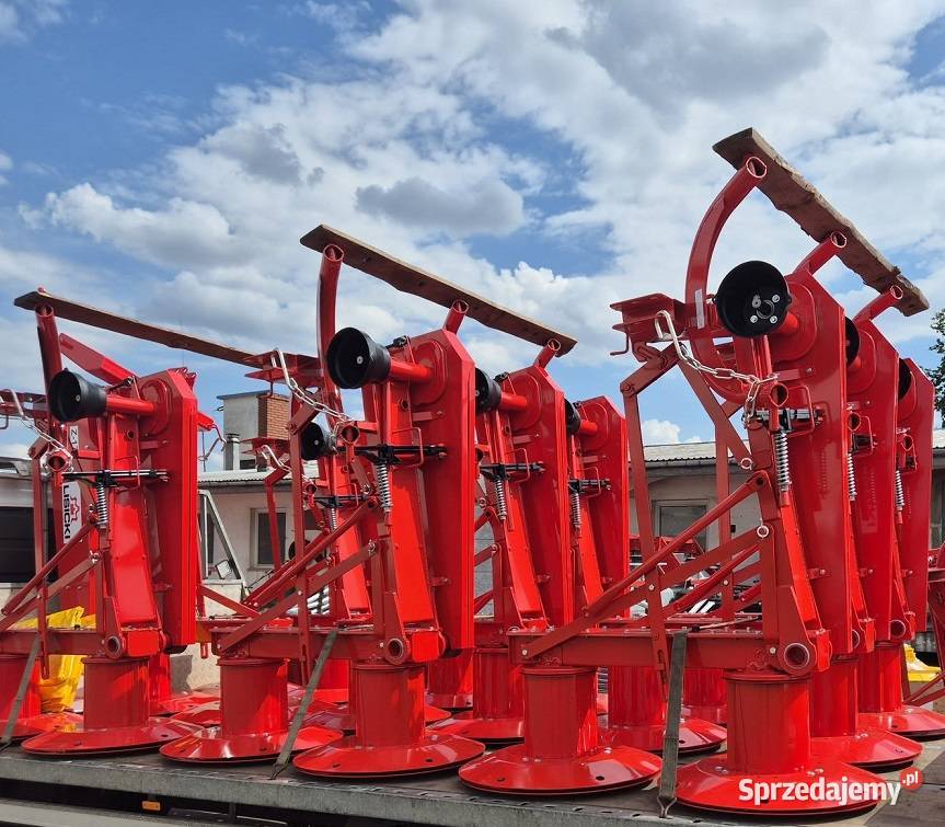 Kosiarka Rotacyjna Firmy LISICKI TRANSPORT do Krosno