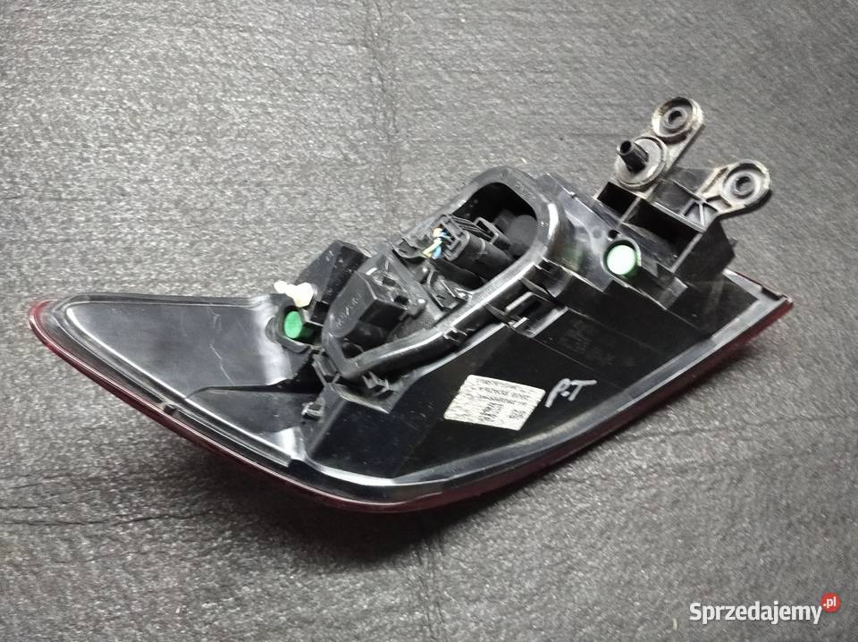 Renault Clio IV lampa prawy tył Swarzędz