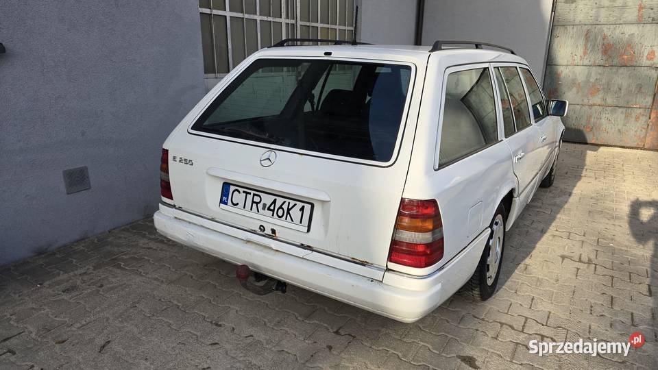 MERCEDES 124 KOMBI Nowy Świętów