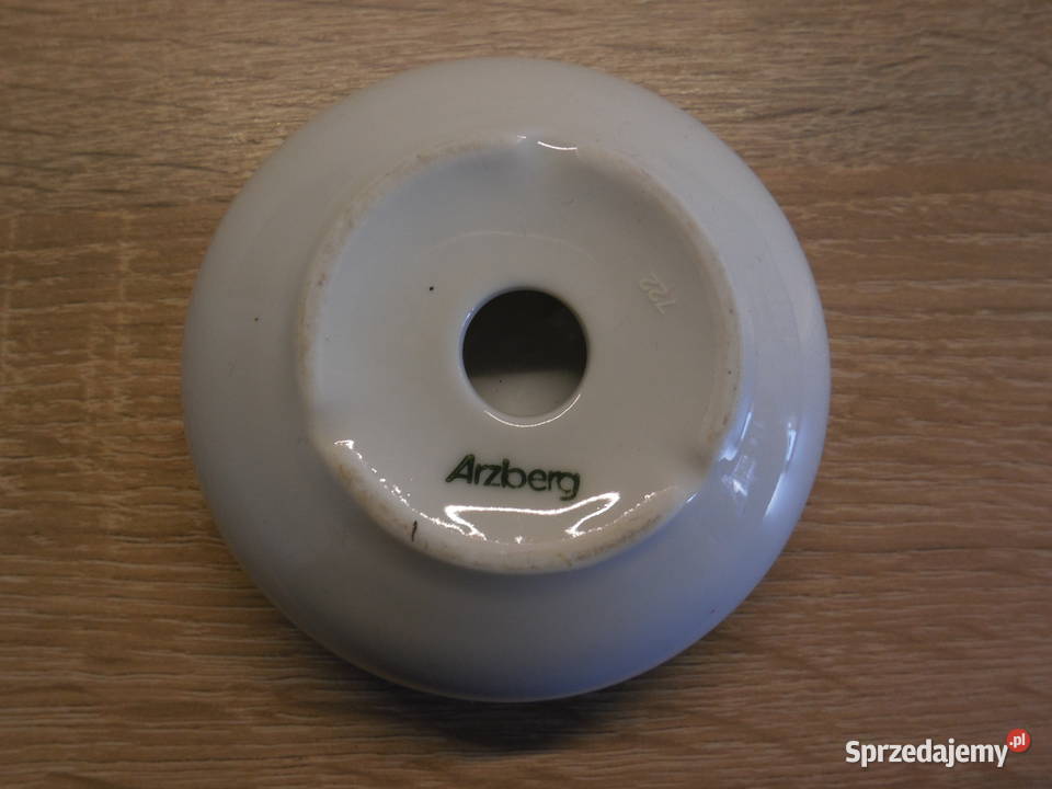 Porcelanowy świecznik ARZBERG wielkopolskie Raszków