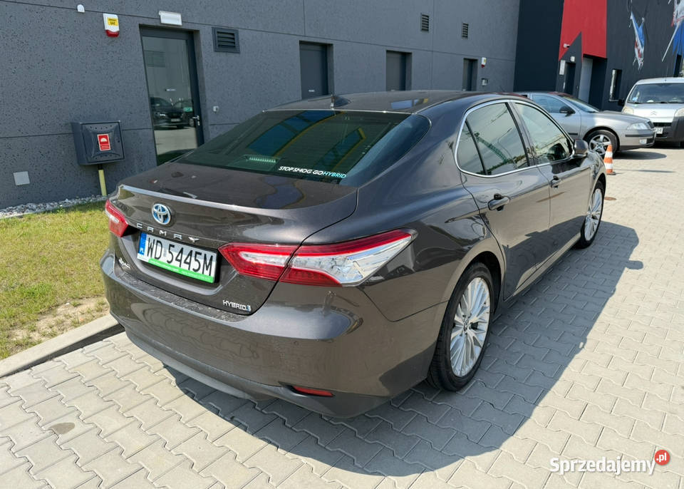 Toyota Camry Hybrid wersja Executive VIP automatyczna Camry