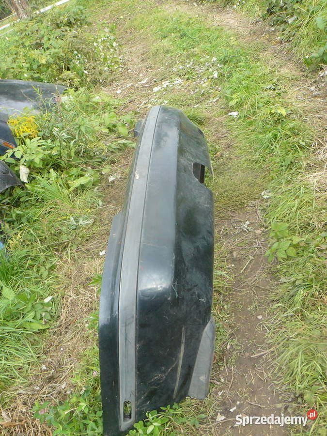 Zderzak tylny Volvo v40 9600 czarny 33222 sprzedam