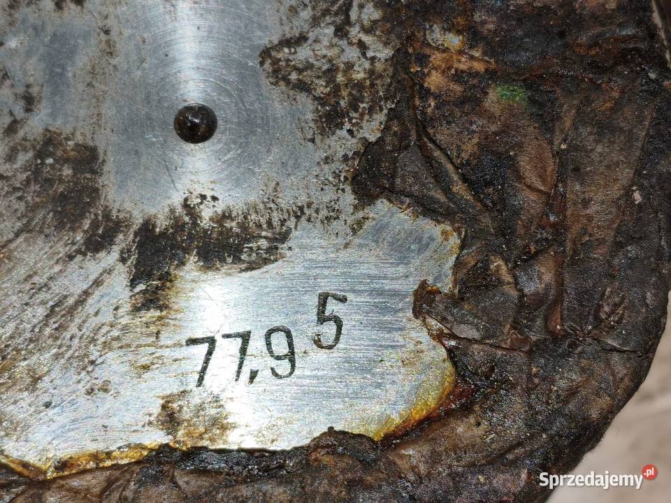 Oryginalne nowe tłoki 7795 z pierścieniami M72 Leszno