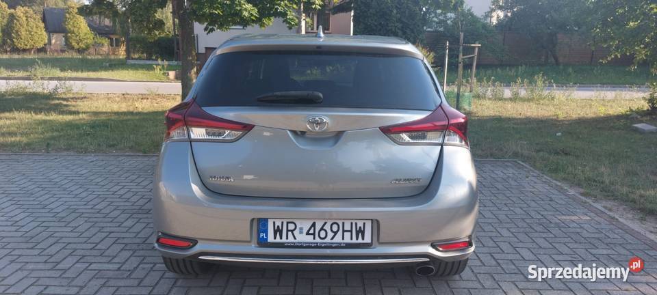 Auris2015 12 turbo S Radom sprzedam