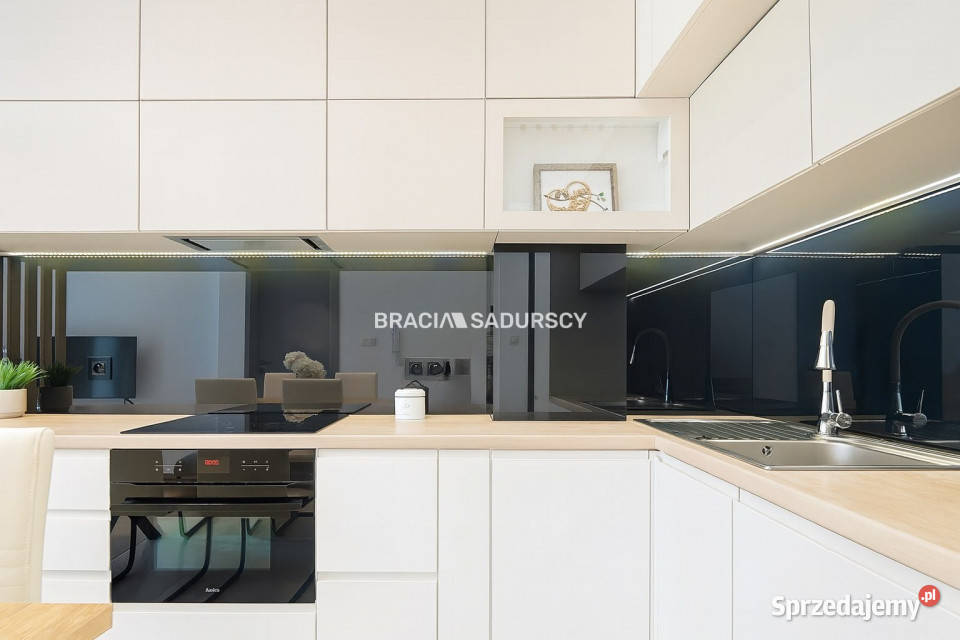 Do sprzedaży mieszkanie 7036m2 3 pokojowe Kraków Rok budowy 2021 Nieruchomości