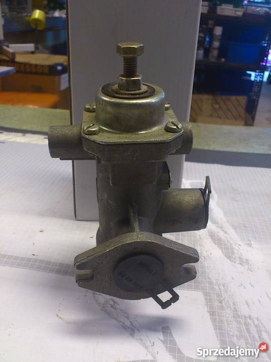 Zawór redukcyjny 52100110 ciężarowe Gdynia sprzedam