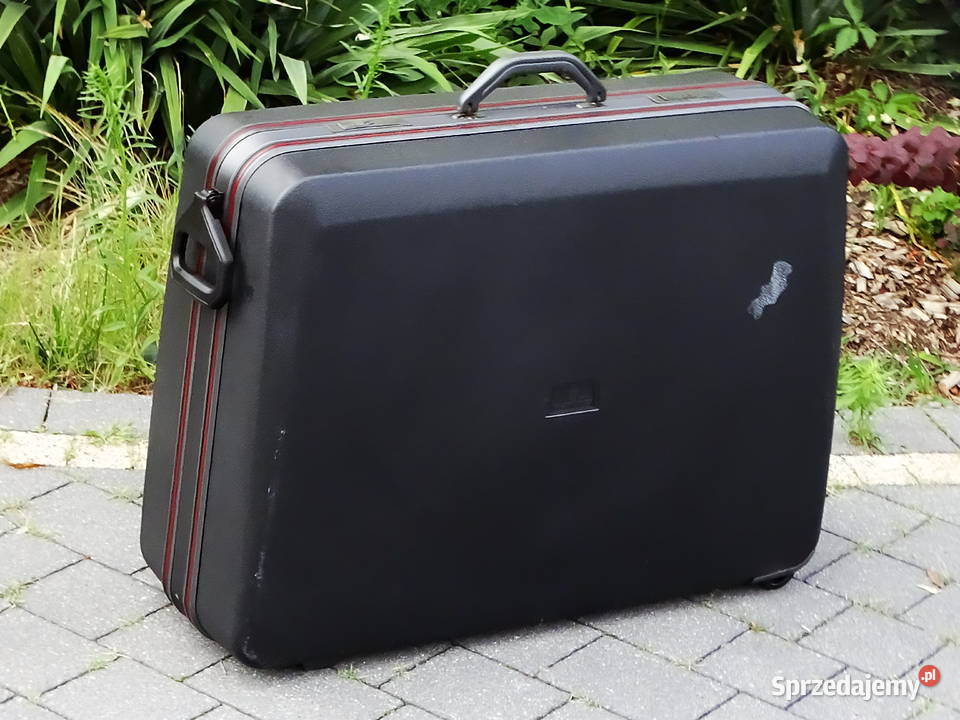 Walizka podróżna hardcase wykonana z tworzywa Biłgoraj sprzedam