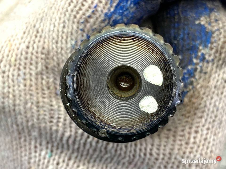 PÓŁOŚ LEWY PRZÓD DACIA DUSTER 15 90 1018 PRZEGUB sprzedam