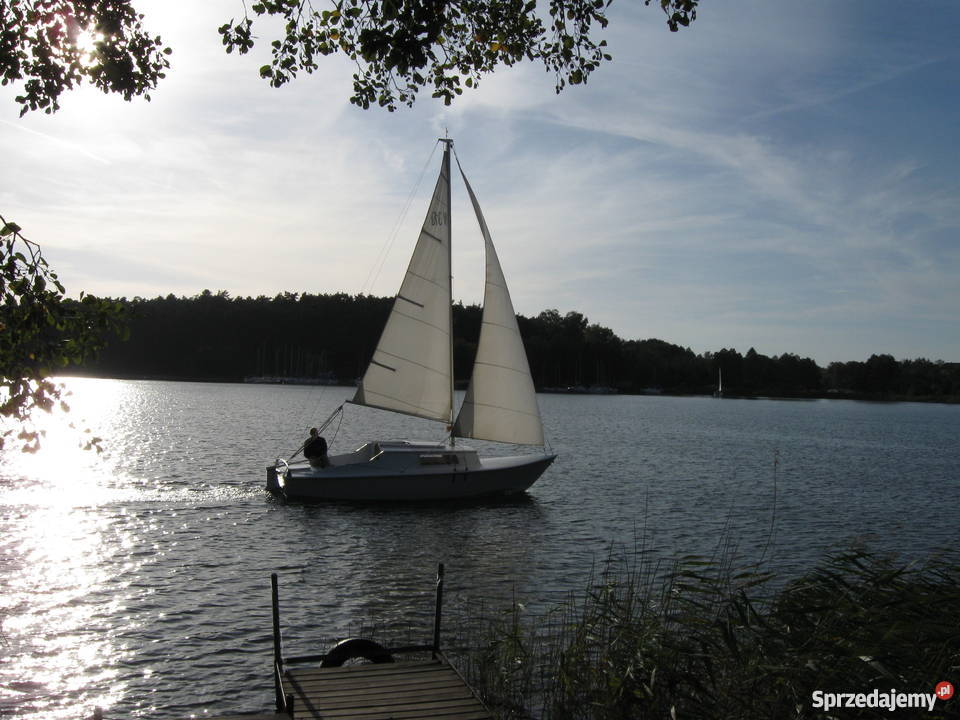 Sprzedam jacht żaglowy kabinowy drewniany Powidz