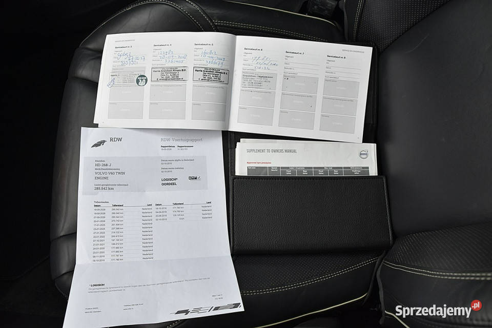 Volvo V60 24D6 AWD 288 RDesign Plugin Hybrid Led światła do jazdy dziennej Nowe Kucice
