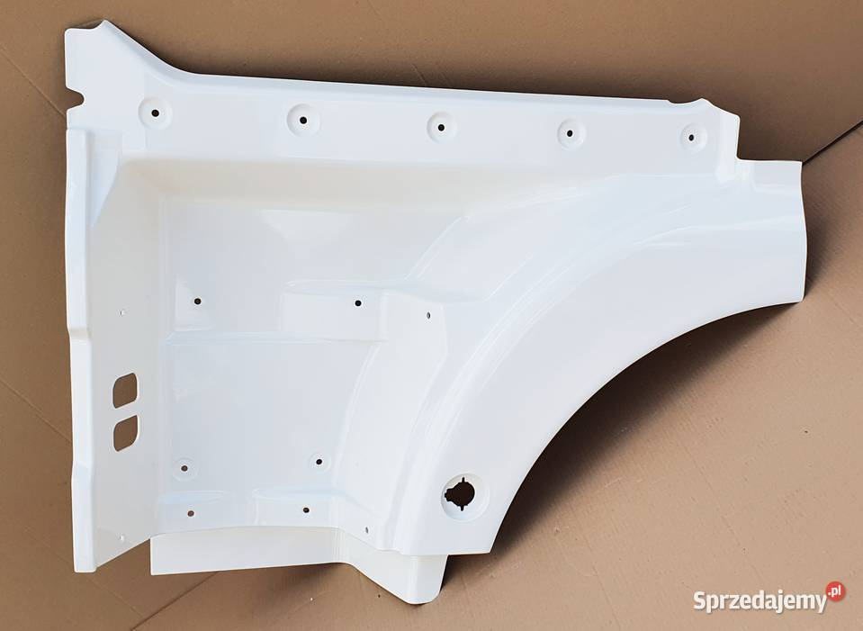 MAN TGX STOPIEŃ NADKOLE BŁOTNIK RAL 9010 Bieleń