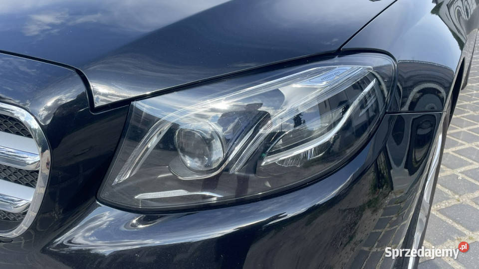 Mercedes E 220 220D 195 4Matic Burmester Full pomorskie