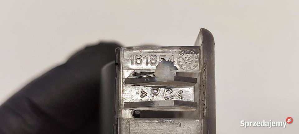 MERCEDES X117 CLA LAMPKA KABINY A0028201401 sprzedam