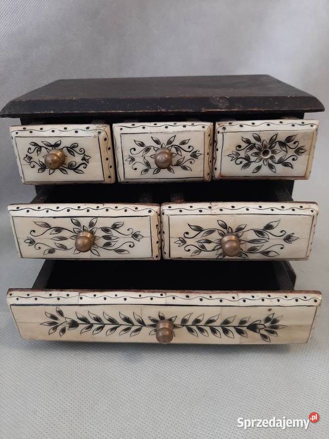 Stara śliczna ręcznie robiona szkatułka antyk Inowrocław