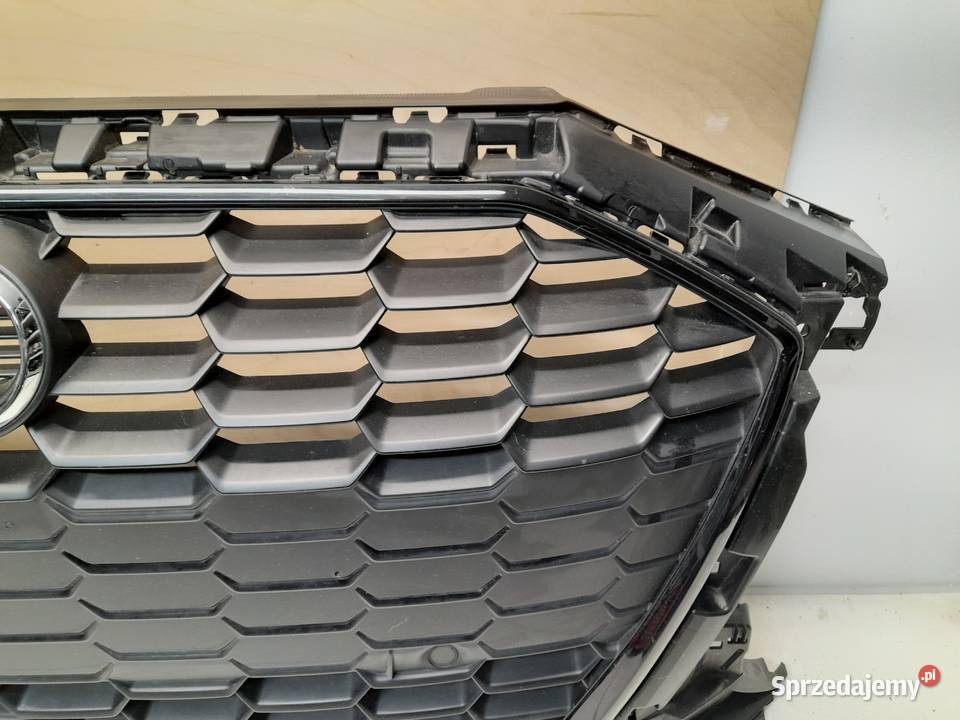 AUDI A3 8Y0 GRILL ATRAPA CHŁODNICY PDC sprzedam