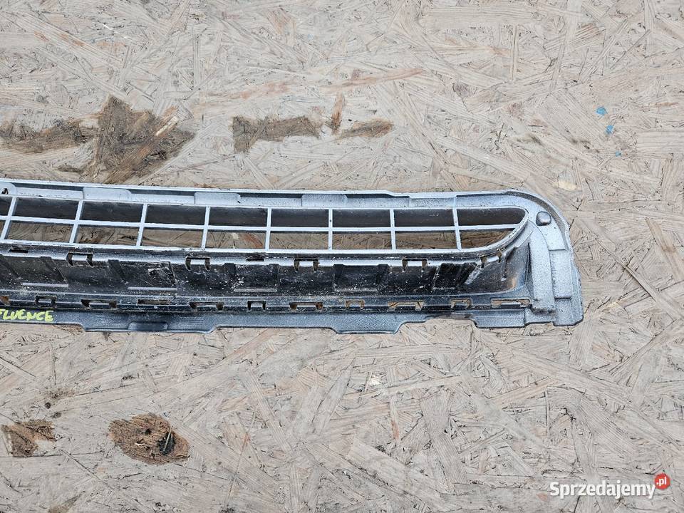 RENAULT FLUENCE GRILL ATRAPA ZDERZAKA PRZÓD Międzychód